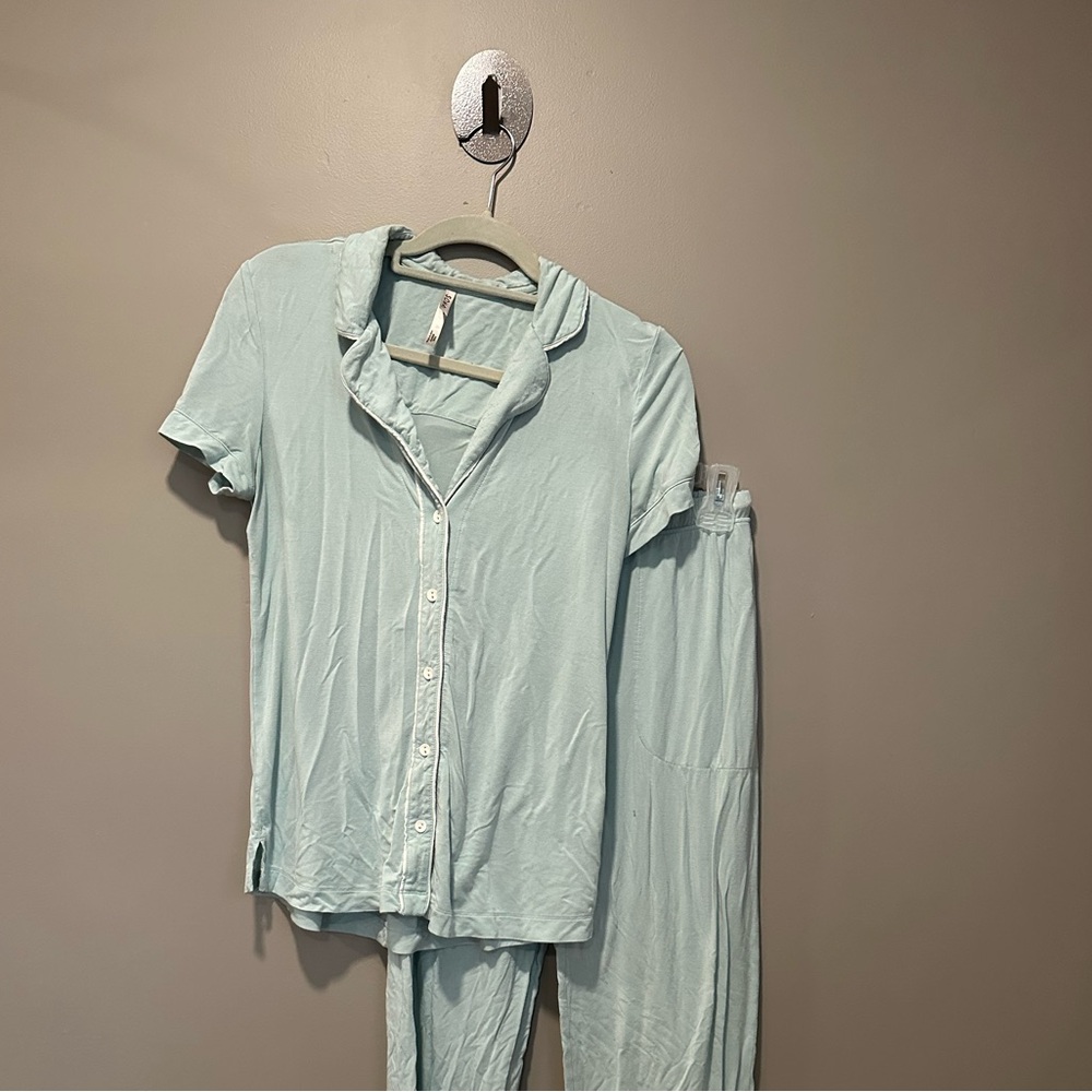 Ladies SOMA Pajama Set